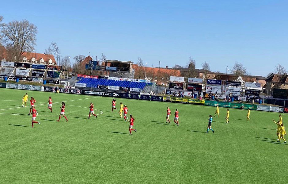 Køge Idrætspark - Kvinde U19 landskamp danmark-ukraine-1.jpg 